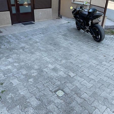 Bora Apartmani - Free Parking - City Center Враня Екстериор снимка