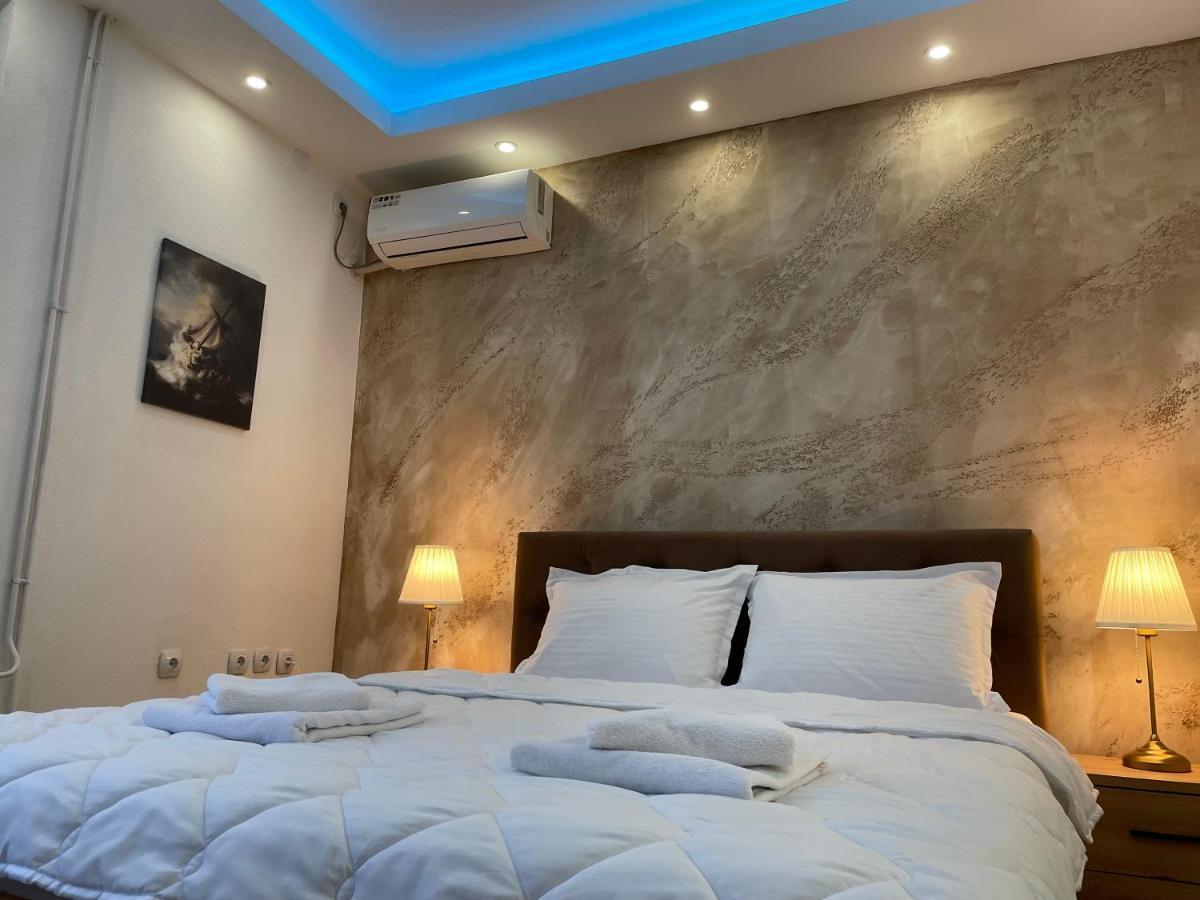 Bora Apartmani - Free Parking - City Center Враня Екстериор снимка