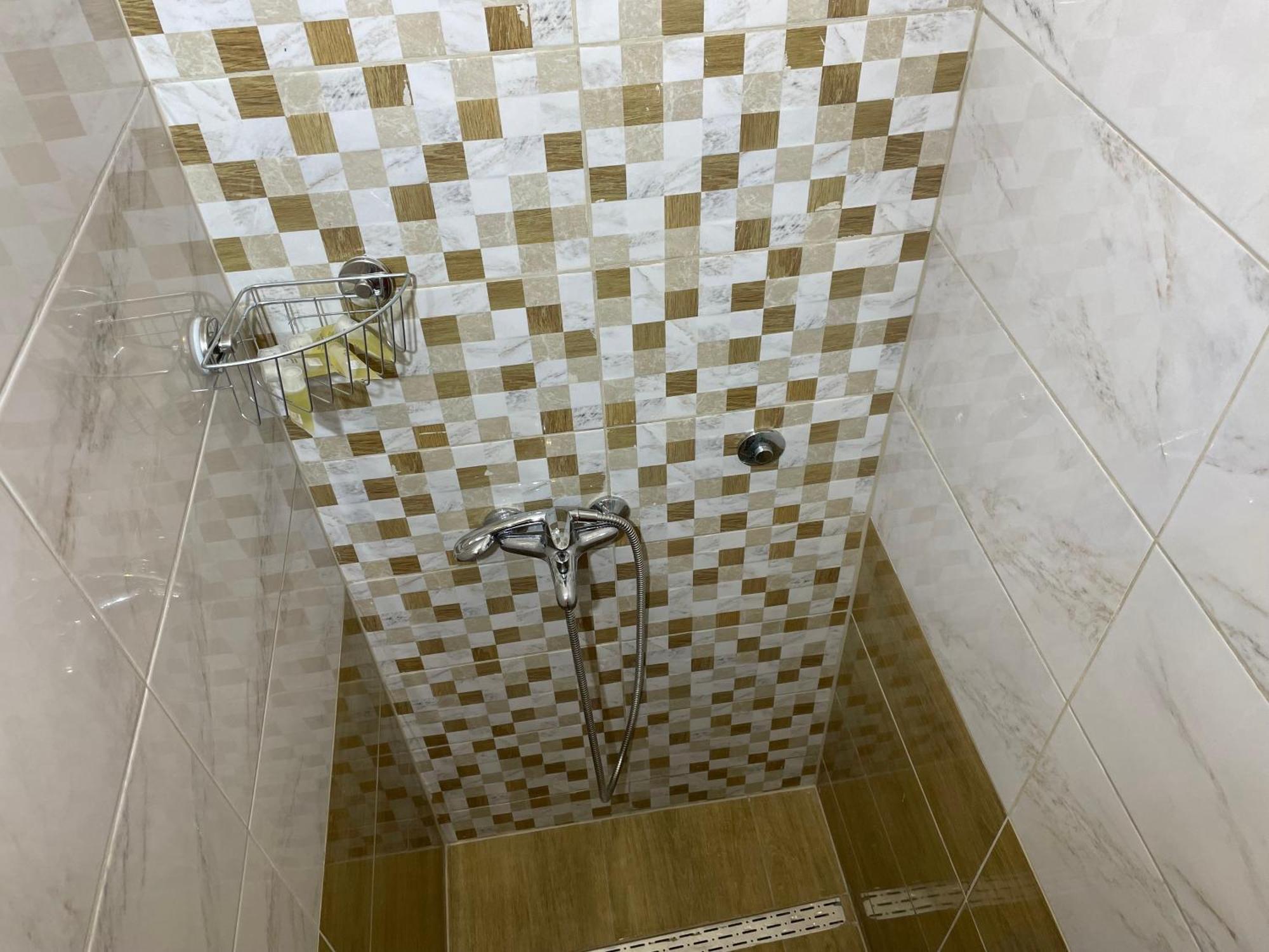 Bora Apartmani - Free Parking - City Center Враня Екстериор снимка